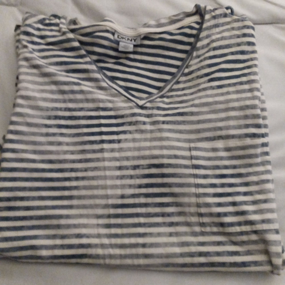 DKNY short sleeve dressy look shirt